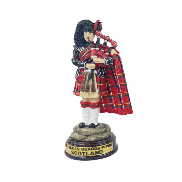 FIGURINE | RNW-FGRN-037